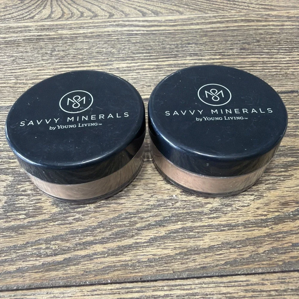 Savvy Minerals Loose Foundation Dark No. 3 & 4 Young Living Made In USA